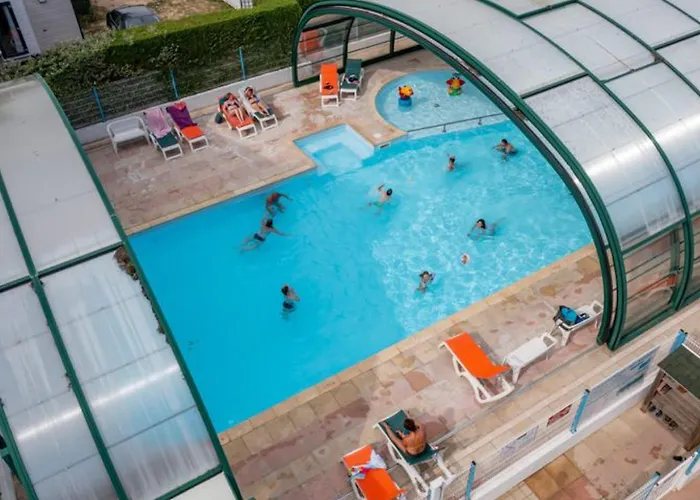 مكان تخييم Mobil Avec Terrasse Pour 6 Personnes - Api-1-52-615