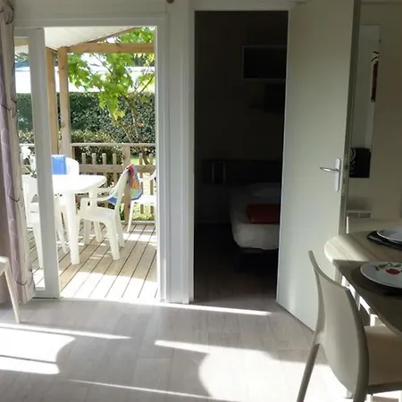 Mobil 6 Pers Avec Terrasse A - Api-1-52-615 * Notre-Dame-de-Monts