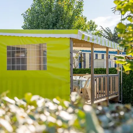 Kemp Mobil Home Avec Terrasse Pour 6 Personnes - Api-1-52-615 Notre-Dame-de-Monts