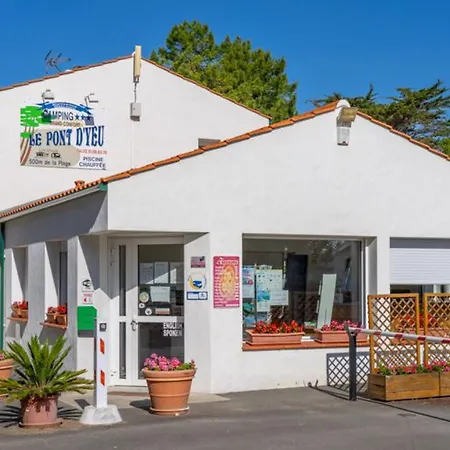 Mobil Home Avec Terrasse Pour 6 Personnes - Api-1-52-615 * Notre-Dame-de-Monts