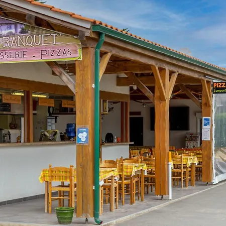 Mobil Avec Terrasse Pour 6 Personnes - Api-1-52-615 Camping